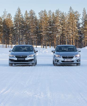 SUBARU-IMPREZA-63 (left e-BOXER, right petrol)